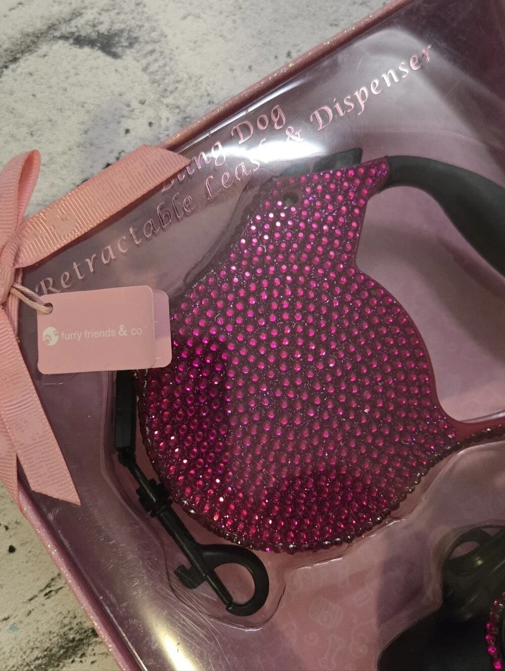 Bling Pink Rhinestone Retractable Dog Leash Dispenser Set NIB